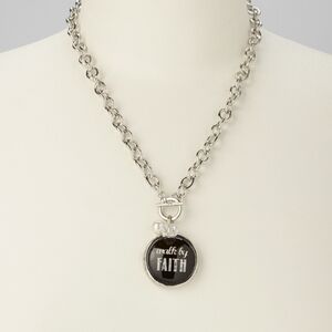 ⚘️NWT MOTIVATIONAL NECKLACE